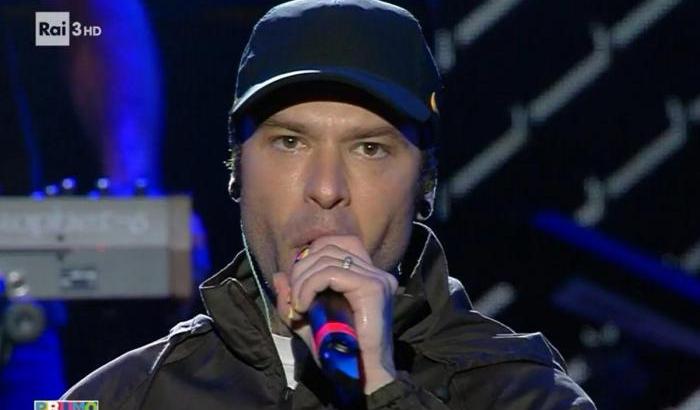 La concitata telefonata tra Fedez e la Rai: "Il suo testo non è editorialmente opportuno"