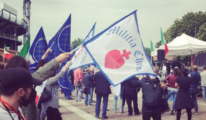 Adunata dell'estrema destra a Bologna