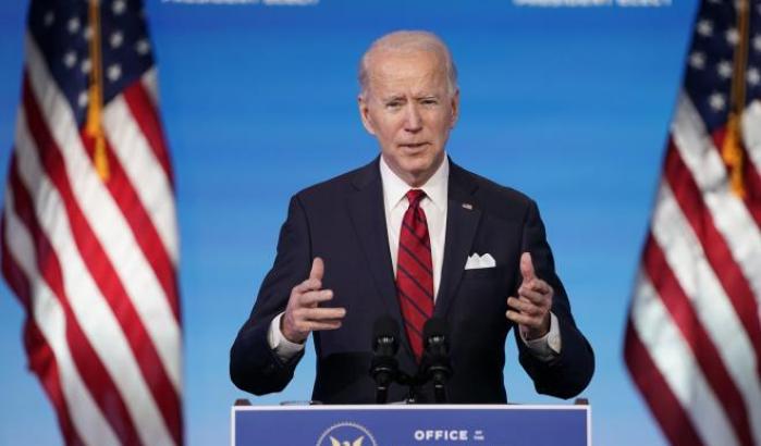 Con la sospensione dei brevetti dei vaccini Biden avvia una nuova politica globale