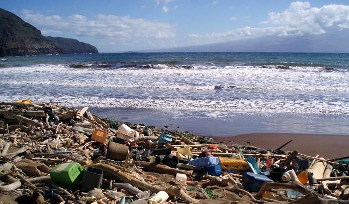 Spiagge inquinate in Italia