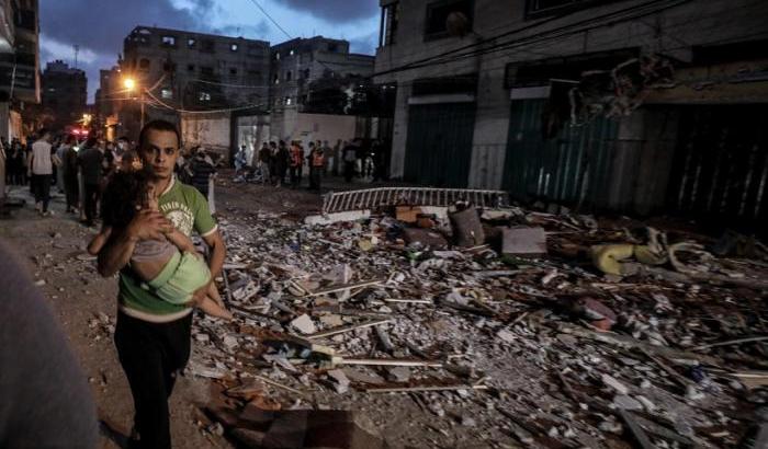 A Gaza il martello d'Israele non smette di picchiare.