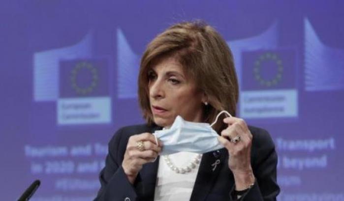 Ue, la commissaria Kyriakides: "Sul Covid guardiamo all'estate con cauto ottimismo, ma..."