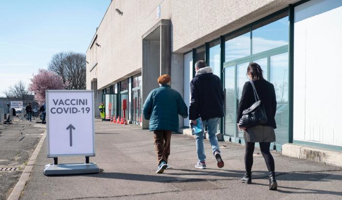 Le belle notizie: un quarto degli italiani è vaccinato completamente