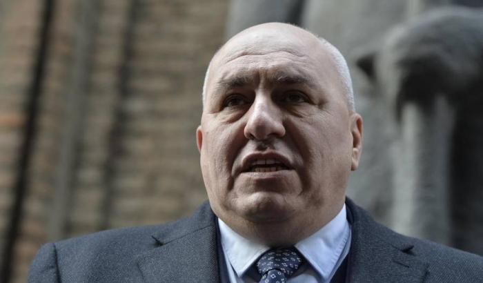 Crosetto cerca di calmare le acque: "Meloni non vuole fare un governo senza Forza Italia"