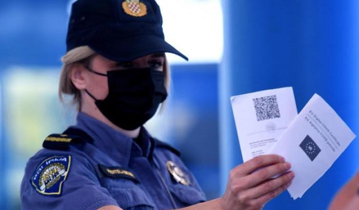 L'Ue ha ufficialmente approvato il Green Pass: sarà in vigore dal primo luglio