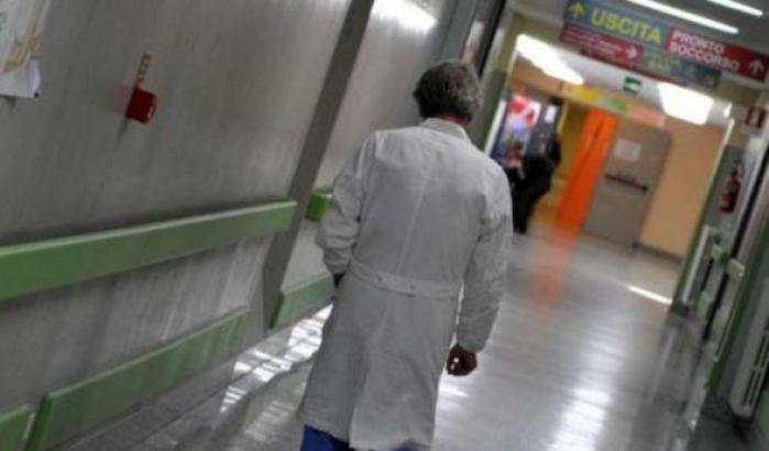 Si allontanava dalla Asl per fare visite private: arrestato medico assenteista