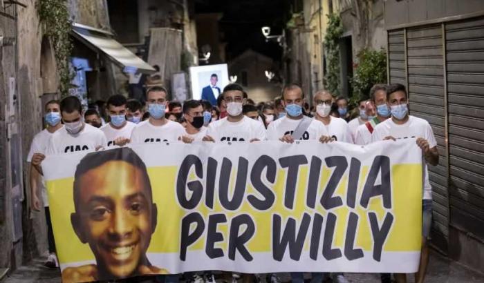 Striscione al funerale di Willy Monteiro Duarte