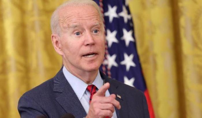 Joe Biden di sinistra: ”Se volete trovare facilmente manodopera pagatela di più"