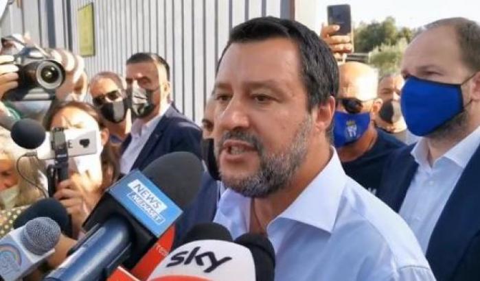 Matteo Salvini all'uscita dal carcere di Santa Maria Capua Vetere