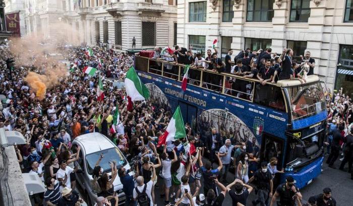 Il prefetto di Roma: "La sfilata degli Azzurri non era autorizzata, la Figc ha violato i patti"