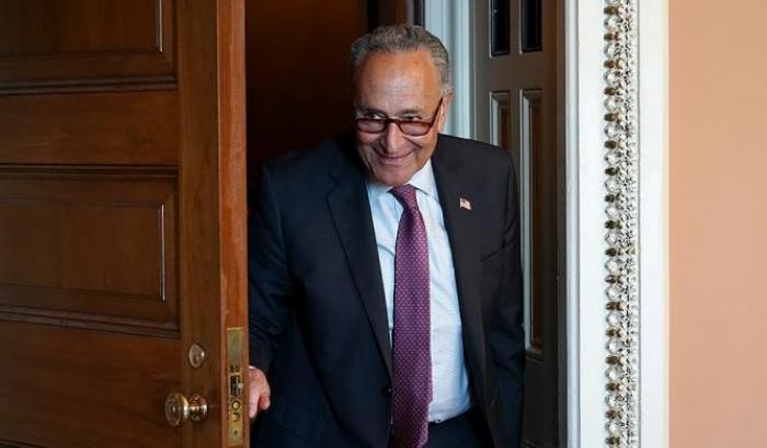 Schumer: "La legalizzazione della marijuana sarà una priorità del Senato"