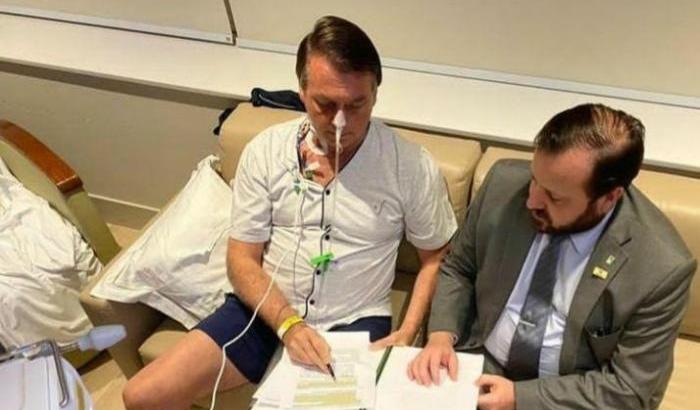 Bolsonaro dimesso dall'ospedale