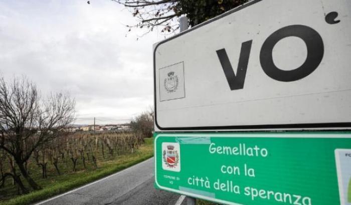 Vo' Euganeo: il passaggio da simbolo della battaglia contro il Covid a maglia nera per vaccinazioni