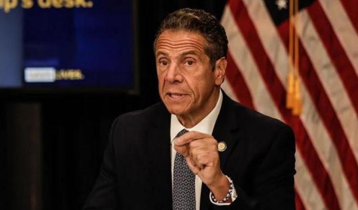 Cuomo si difende dalle accuse di molestie sessuali ma Biden chiede le dimissioni