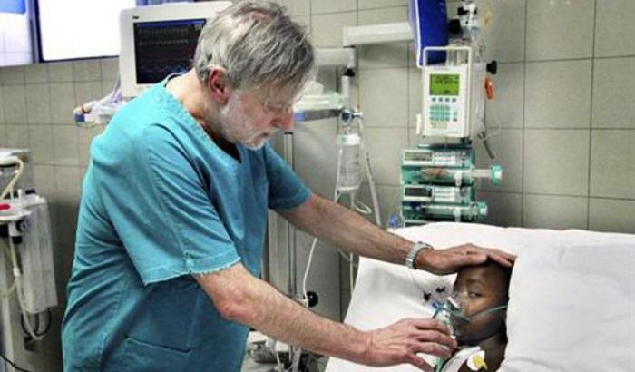 Gino Strada, una vita per la pace e la giustizia sociale