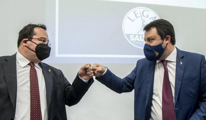 Salvini glissa ancora su Durigon: “Non ci interessa un ritorno al fascismo”