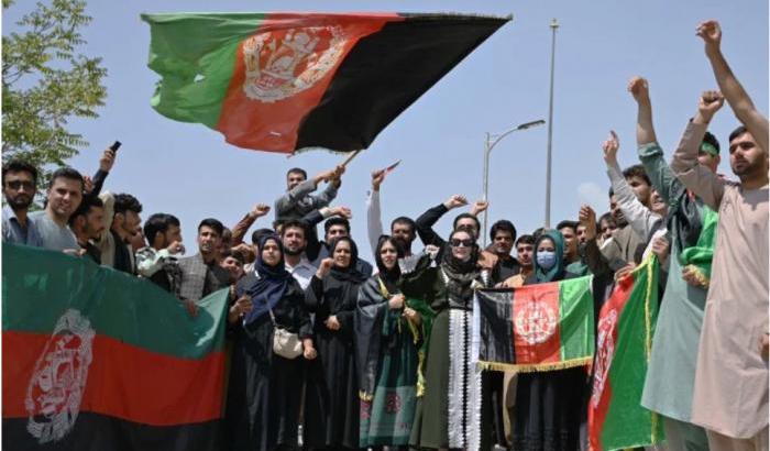 Proteste contro i talebani