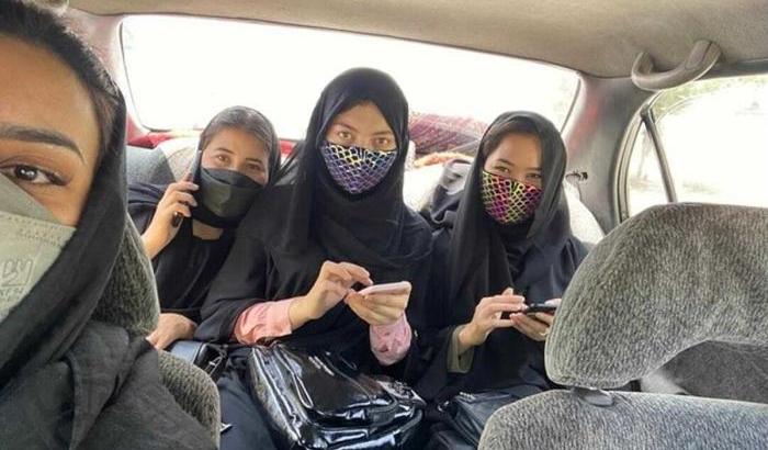 A Herat,nasce la sharia "soft": via le classi miste. E l'Europa si piange addosso