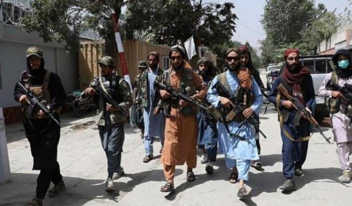 Una afghana residente a Reggio Emilia bloccata in Afghanistan con i due figli
