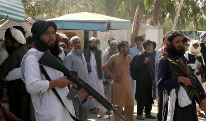 I talebani agli Usa: "Se resteranno qui oltre il 31 agosto ci saranno conseguenze"