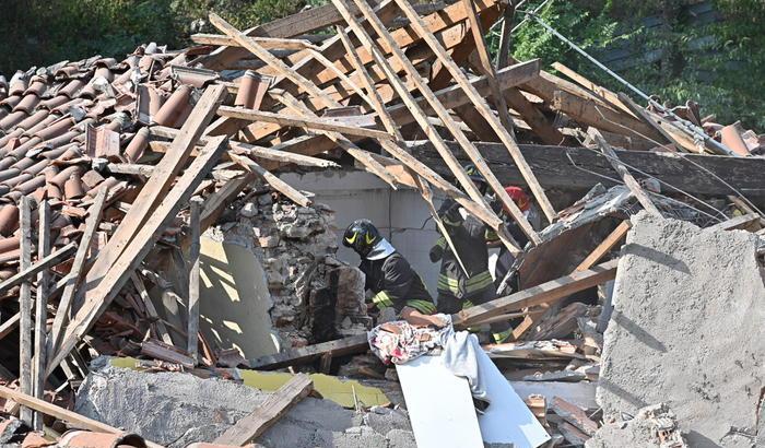 Palazzina di due piani crollata a Torino