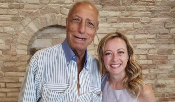 Sequestrati 9 green pass falsi: anche quello del 'mancato' assessore alla cultura Pippo Franco