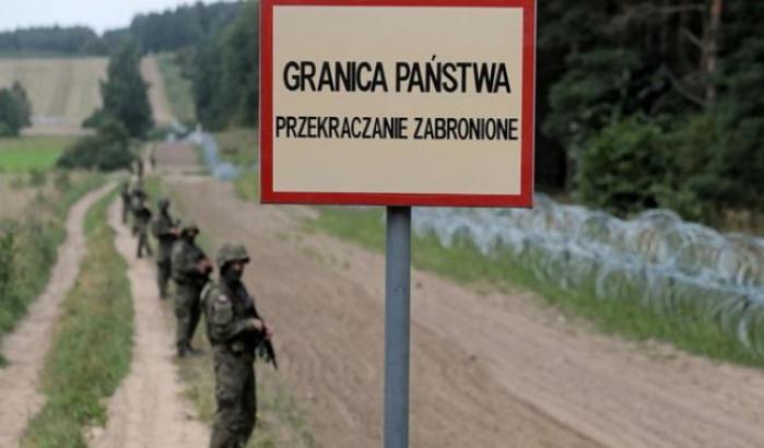 Varsavia dichiara lo "stato di emergenza" per bloccare ai confini i rifugiati afghani