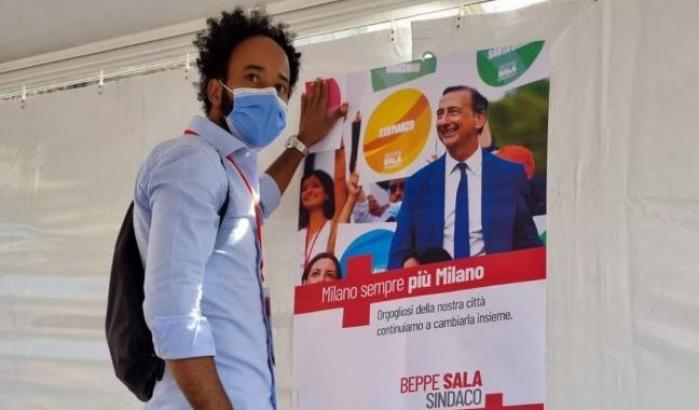 Candidato consigliere a Milano vittima di insulti razzisti: "Puzzi e prendi i sussidi che sono nostri”