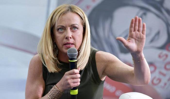 Meloni cita lo studio di un 'anti big Pharma' per accreditare le cure domiciliari come alternativa ai vaccini