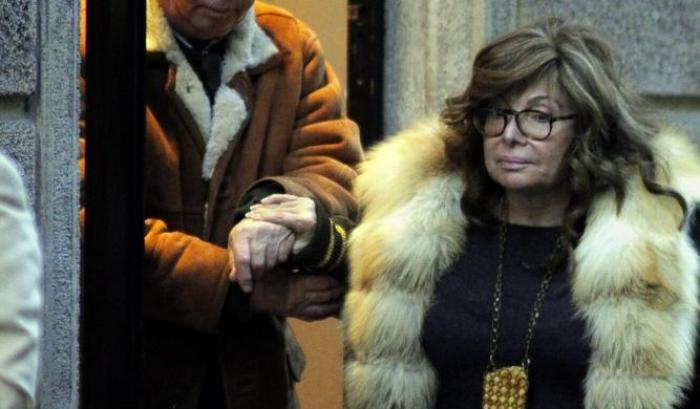 "Sfrutta le sue fragilità": l'ex compagna di cella di Lady Gucci invitata a lasciare la villa dove abita con lei