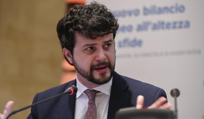 Benifei: "La condanna di Mimmo Lucano crea sgomento. La solidarietà non può essere un reato"