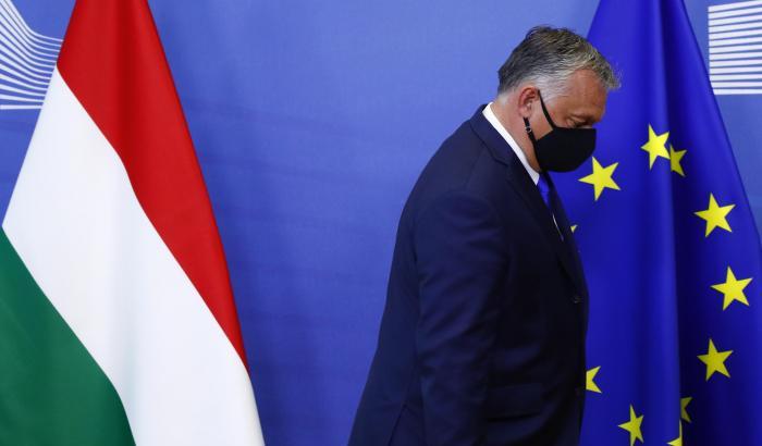 Polonia e Ungheria contro la Ue che vuole sospendere i fondi per la violazione dello stato di diritto