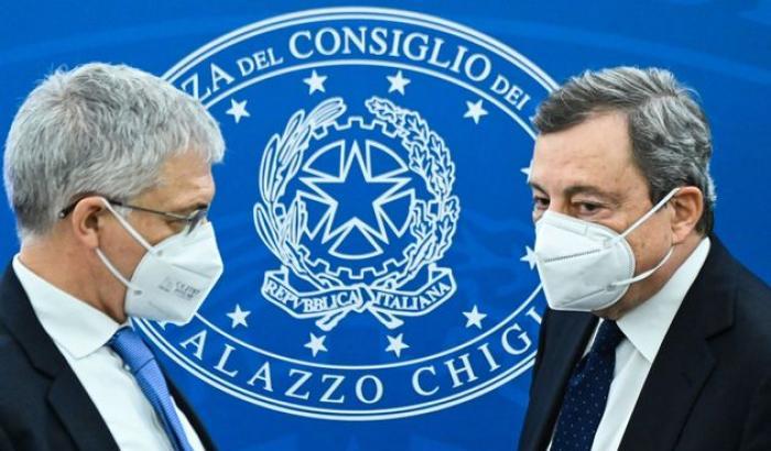 Tutte le misure della manovra Draghi: dal taglio delle tasse ai bonus