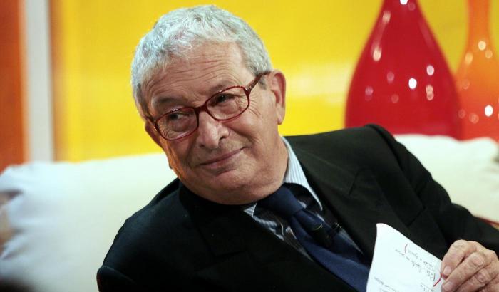 Luciano Rispoli, ossia la televisione colta e educata che chiedeva il permesso di entrare nelle case