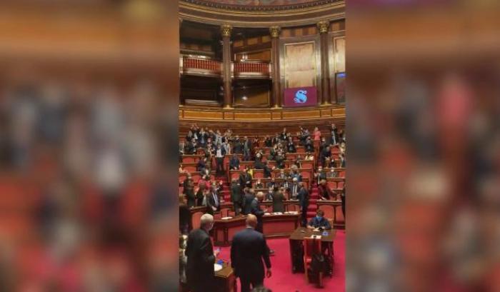 0005D0F6-la-destra-esulta-in-senato-per-aver-affossato-il-ddl-zan La destra esulta in Senato per aver affossato il ddl Zan