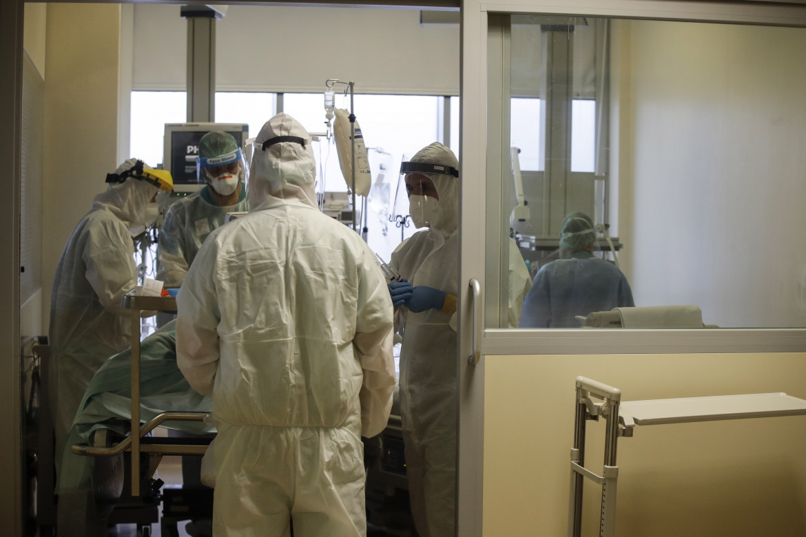 Lo studio dell'Iss: i vaccini in Italia hanno evitato 22mila morti e 445mila contagi