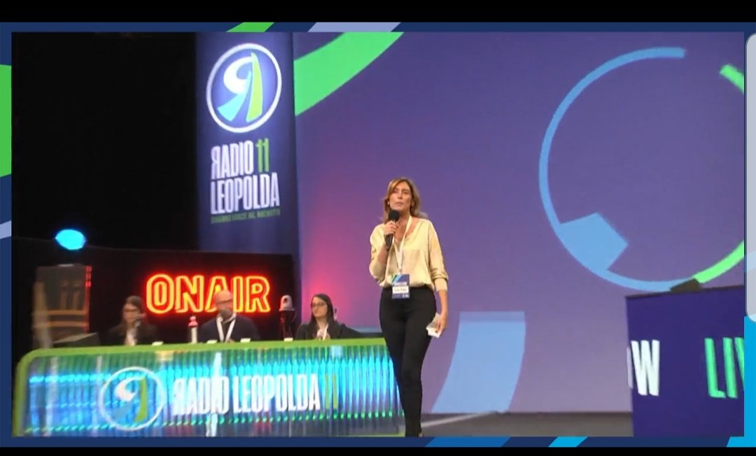 Boschi la butta sul vittimismo: "Noi e Renzi sotto attacco nel silenzio degli ingrati..."