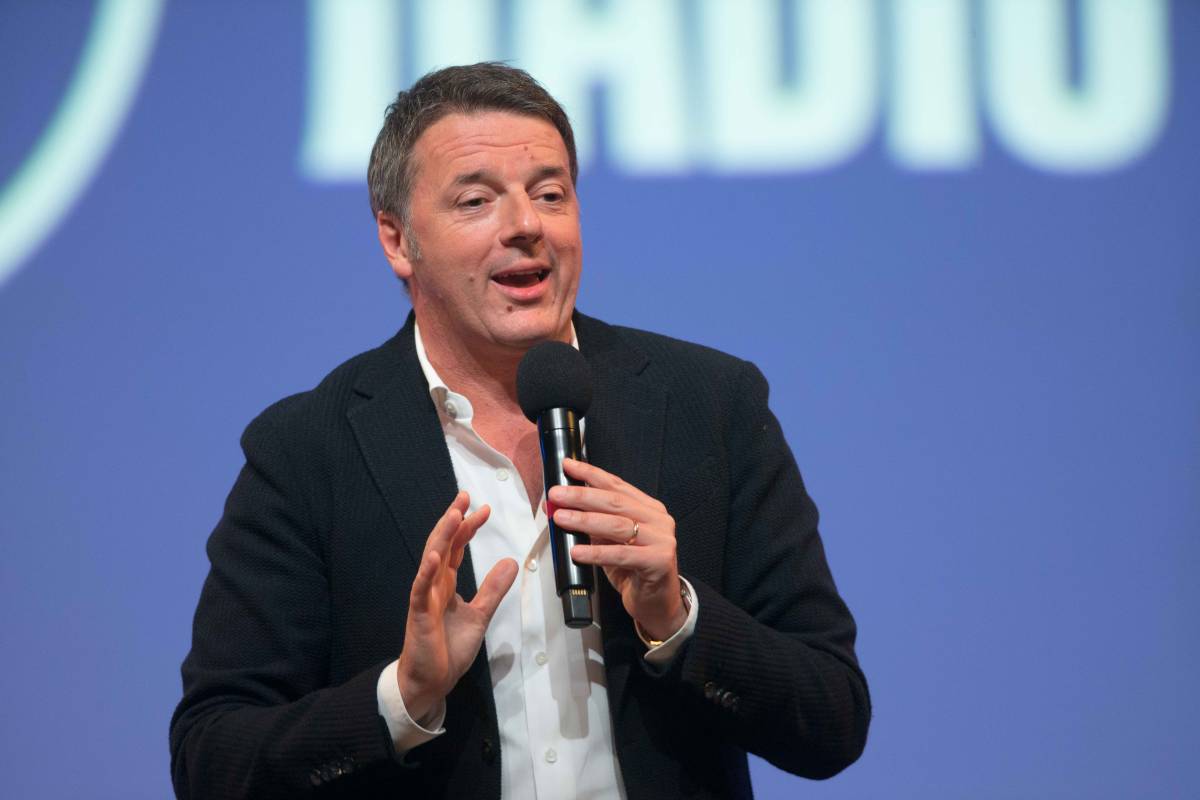 Renzi si presenta dai pm di Firenze: "Credo nella giustizia voglio giustizia"