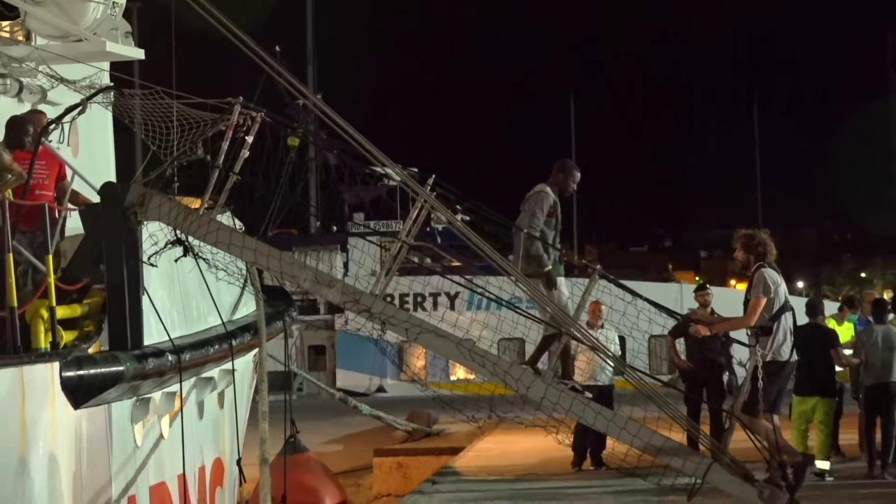 L'ammiraglio: "Open Arms era a Lampedusa ma il Viminale voleva mandarla a Taranto o Trapani"