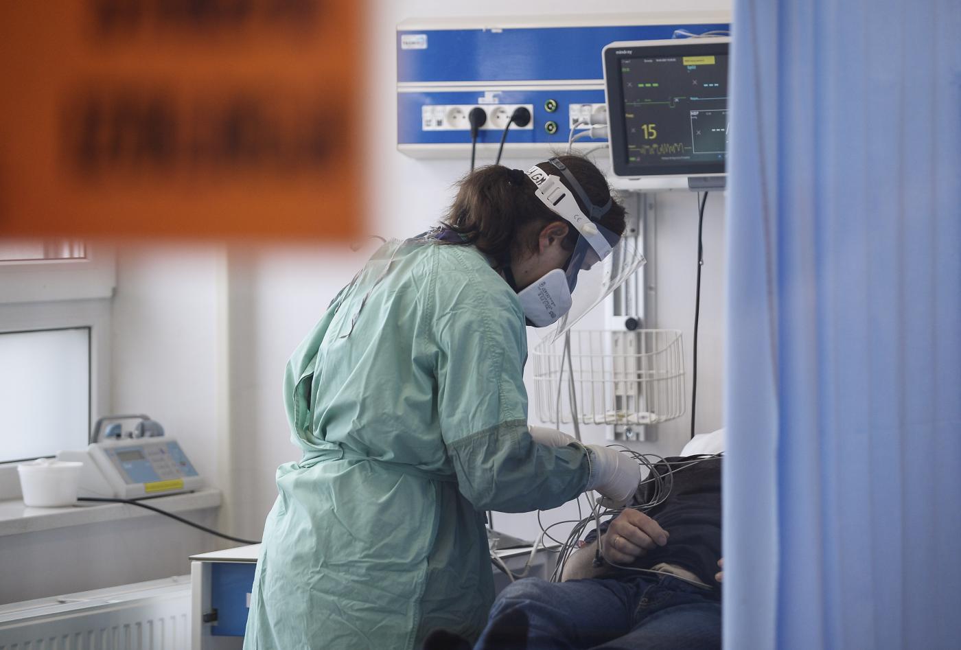 La Polonia pronta a nuove restrizioni anti-Covid in caso di aumento dei contagi La Polonia pronta a nuove restrizioni anti-Covid in caso di aumento dei contagi