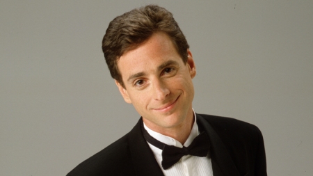 È morto a 65 anni Bob Saget, protagonista della serie cult anni '80 'Gli amici di papà'