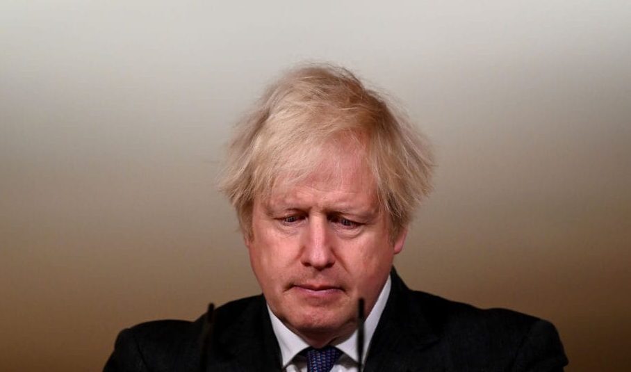 Partygate, sotto indagine di Scotland Yard anche il compleanno di Boris Johnson: presunta festa in pieno lockdown