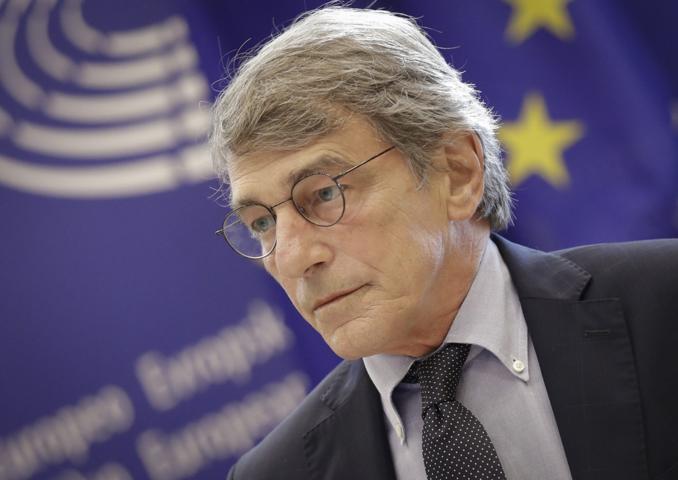 Gli ultimi mesi di David Sassoli: dalla polmonite da legionella fino al ricovero dopo Natale Gli ultimi mesi di David Sassoli: dalla polmonite da legionella fino al ricovero dopo Natale