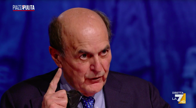 Bersani: "Cinico chiedere all'Ucraina di arrendersi, se vogliono resistere è giusto aiutarli" Bersani: "Cinico chiedere all'Ucraina di arrendersi, se vogliono resistere è giusto aiutarli"