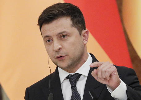 German Chancellor Angela Merkel visit Ukraine Il presidente dell'Ucraina Zelensky: "È ora di porre fine a conflitto nel Donbass"