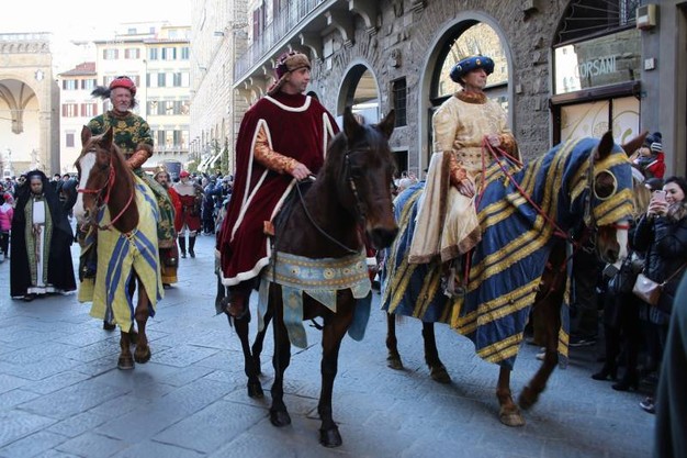 Con il covid Epifania dimezzata: a Firenze niente Re Magi e Befane nei quartieri