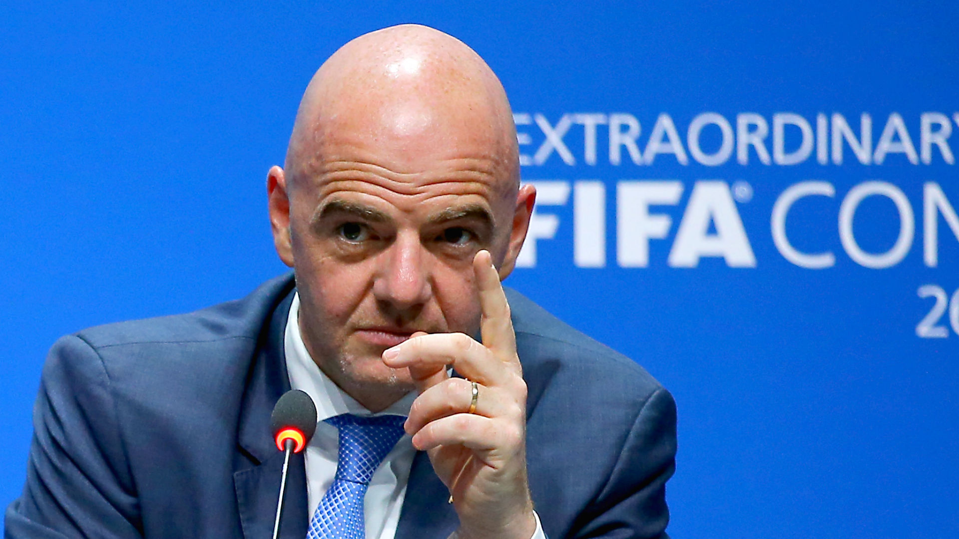 Il presidente della Fifa Infantino: "Favorevole a intitolare a Paolo Rossi lo stadio Olimpico di Roma"