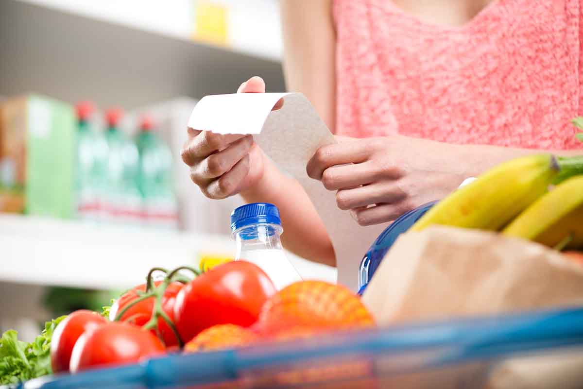 Il caro bollette fa schizzare i prezzi di pasta, olio e pomodoro