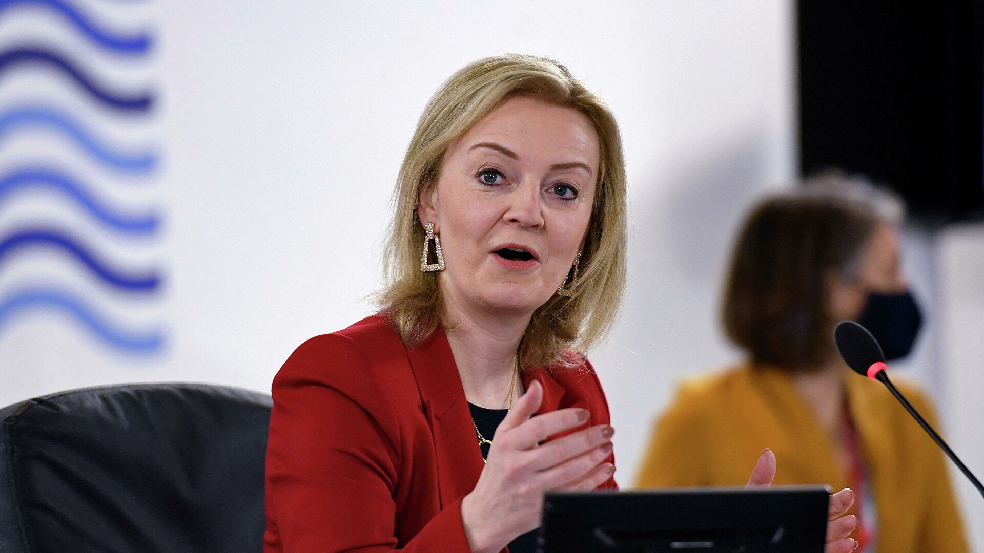 Ucraina, la ministra britannica Truss a Mosca per incontrare Lavrov Ucraina, la ministra britannica Truss a Mosca per incontrare Lavrov