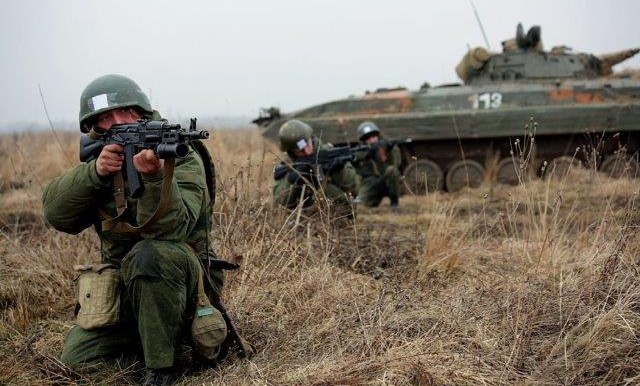 Tensioni in Ucraina, gli Usa inviano duemila soldati in Europa